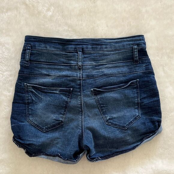 Refuge High Waist Short - Picture 2 of 3